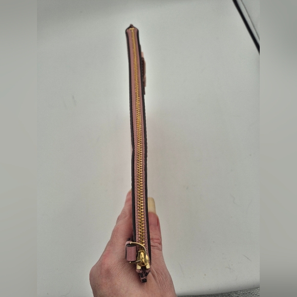 kate spade All The Buzz Dusty Peony Clutch/pouch - Picture 7 of 8